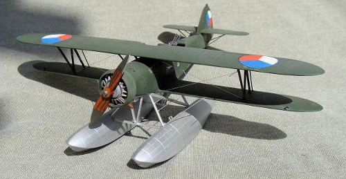 Letov S.328
