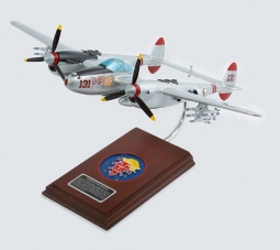 Lockheed P-38J Lightning - Pudgy